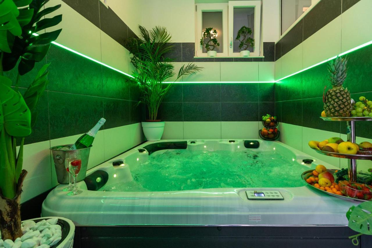Apartment By The Way Hot Tub And Free Parking Dubrovnik Exterior foto
