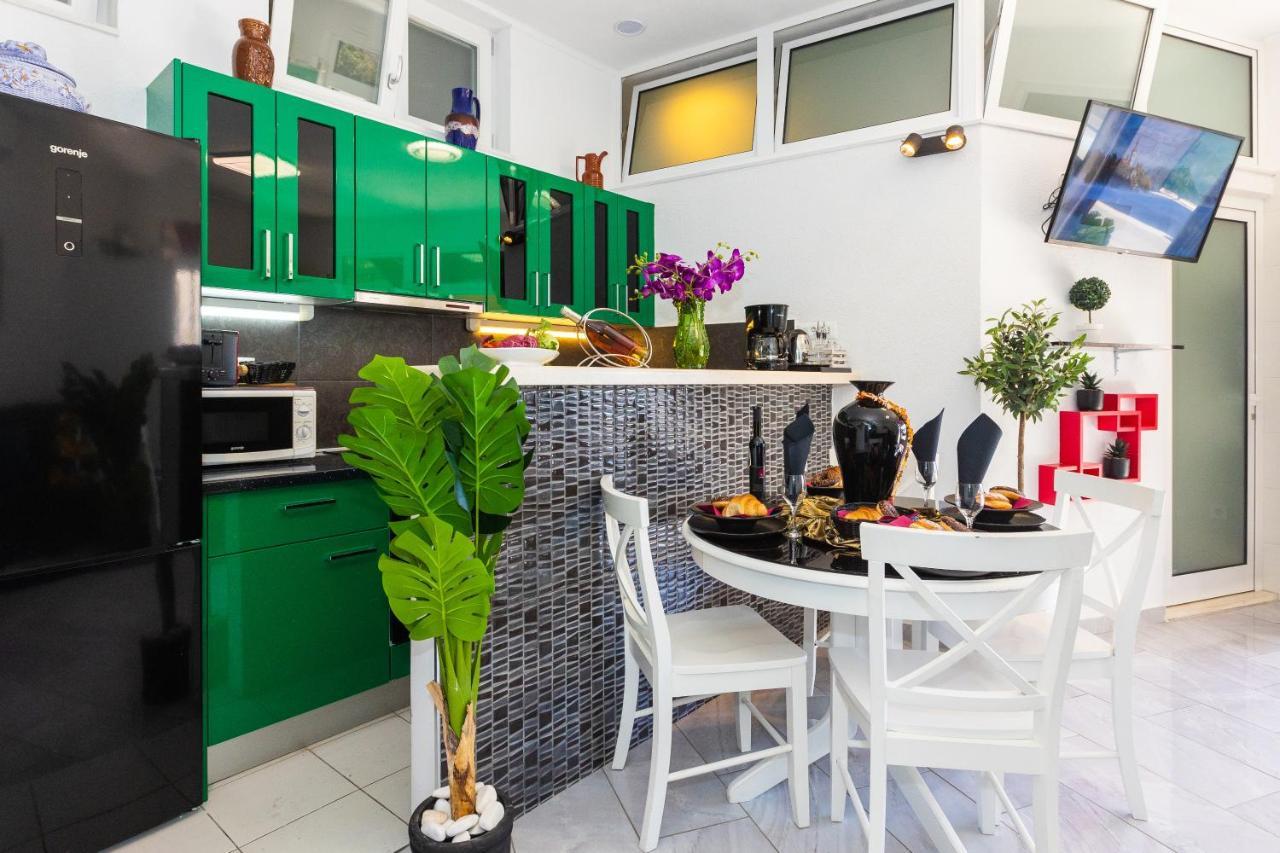 Apartment By The Way Hot Tub And Free Parking Dubrovnik Exterior foto