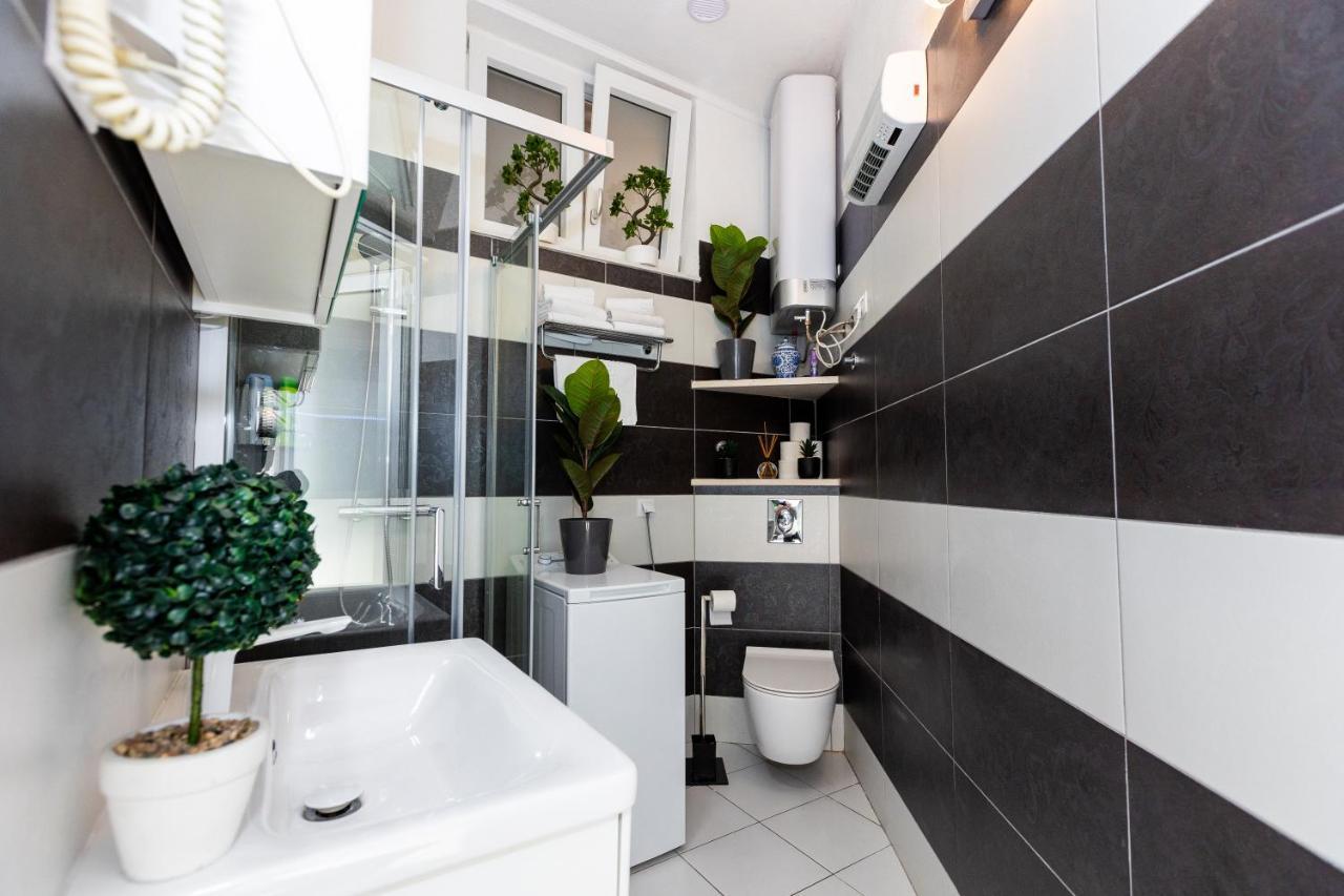 Apartment By The Way Hot Tub And Free Parking Dubrovnik Exterior foto