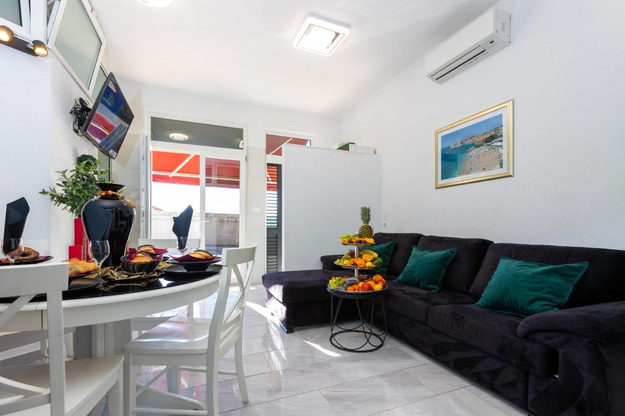Apartment By The Way Hot Tub And Free Parking Dubrovnik Exterior foto